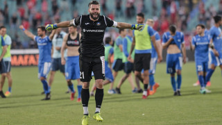 Капитанът на Левски Божидар Митрев почти сигурно ще бъде