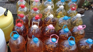 Митницата в Русе се хвали със задържани 2246 литра ракия