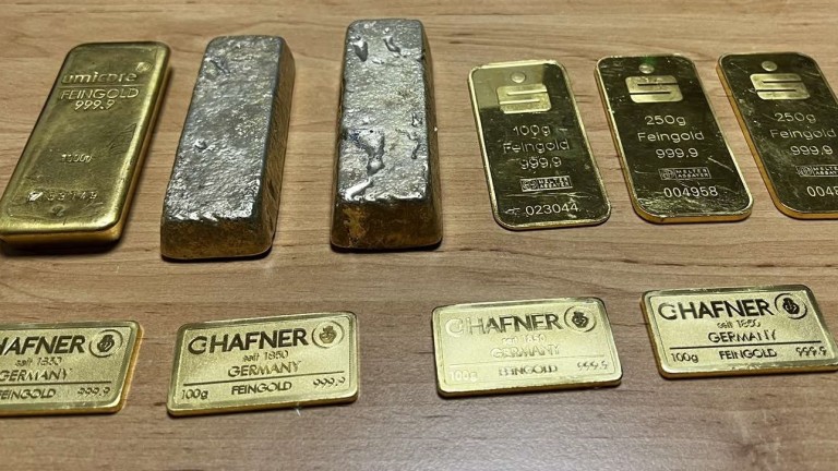 Турски тираджия опита да прекара 4 килограма злато през ГКПП-Лесово.