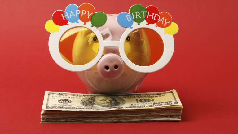 Бизнес сайтът Money.bg стана на 10