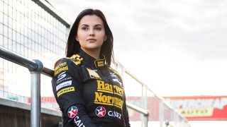 Преди около месец историята на Рене Грейси обиколи доста бързо почти