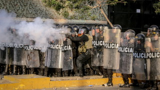 Протести и безредици в столицата на Перу