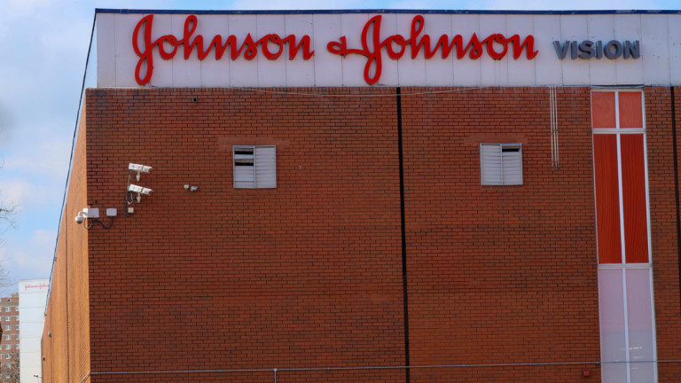 Американската компания Johnson & Johnson ще се раздели на две