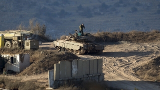 Сирийската армия изтегля тежка бойна техника, за да се създаде демилитаризирана зона