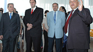 Разшириха пътническите терминали на летище Варна