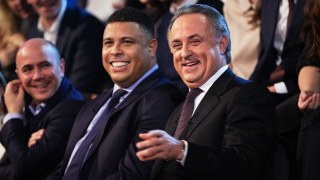 Нападателят на Крузейро Тиаго е склонен да приеме офертата на