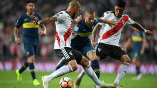 Големите врагове Ривър Плейт и Бока Хуниорс ще играят един