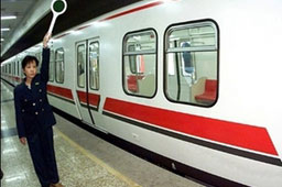 Пекин изгражда най-голямото метро в света