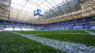 Здравните власти в Северен Рейн-Вестфалия поискаха ново затваряне на стадионите