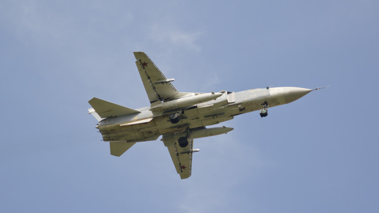 Самолет Су-24 на руското министерство на отбраната се разби във
