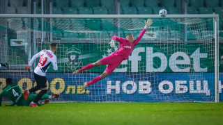 Нидерландският вратар Серджио Падт поднови договора си с Лудогорец до