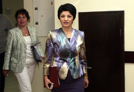 Здравният министър защити болниците пред НЗОК