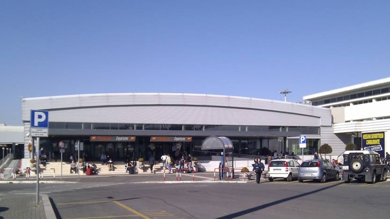 70 от закъсалите в Рим българи ще чакат до петък, за да се приберат в България