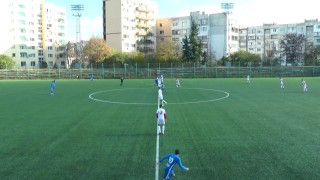 Юношите на Левски до 16 години разгромиха с 9 0 Беласица
