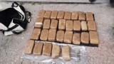  Заловиха чужденци с над 5 кг хероин на Граничен контролно-пропусквателен пункт “Калотина “ 