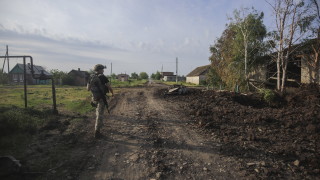 Руските сили се окопават в Херсон