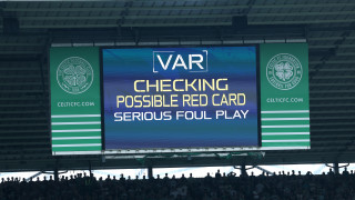 УЕФА е изправена пред сериозен казус три седмици преди началото