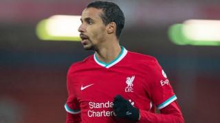 Защитникът на Ливърпул Жоел Матип се надява да подпише нов договор