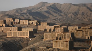 Бивши затворници в лагери за превъзпитание в Синдзян уйгурския автономен регион в Китай разказаха че