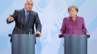 Меркел ни удря рамо за съфинансирането и Шенген