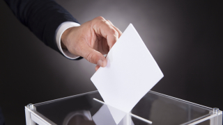 Словашкият конституционен референдум за или против предсрочни парламентарни избори е