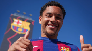 Манчестър Юнайтед иска сделка с Барселона която ще включва размяната