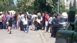 Чужденците ще могат да участват на нашия пазар на труда докато си чакат статута