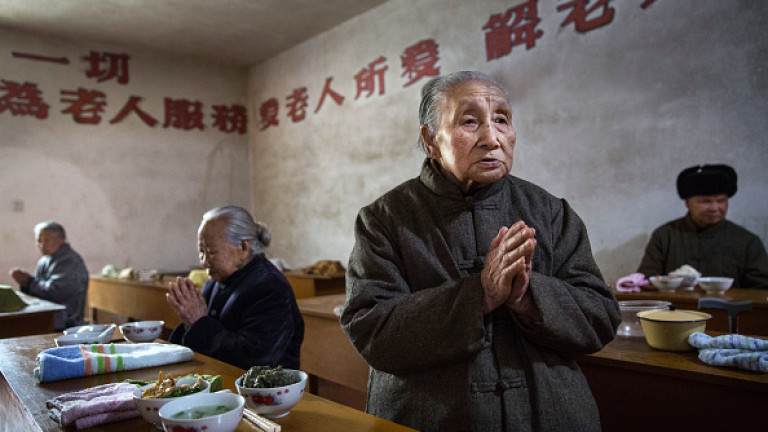 Как китайският контрол на раждаемостта удари пенсионната система