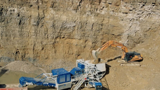 Ямболска фирма добива минерали край Харманли
