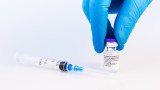  44% от българите имат вяра, че имунизациите против COVID-19 са рискови 