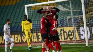 Поредният кръг в efbet Лига ще завърши с двубоя между