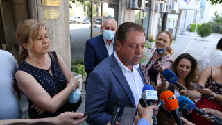 Новият директор на Пирогов Иван Поромански лекари и директори на