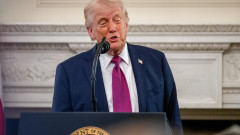 Тръмп участва в маратонско четене на Библията в САЩ