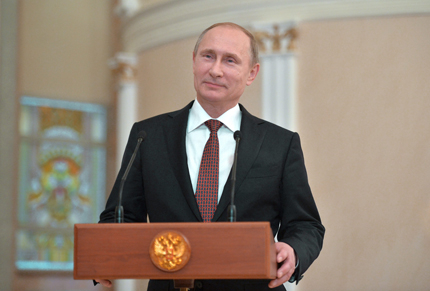 Рейтингът на Путин достигна исторически максимум