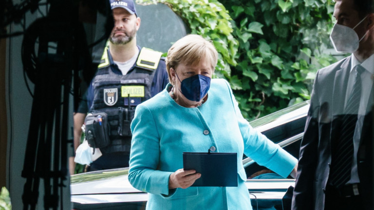 Меркел: Не използвайте "Северен поток 2" като оръжие