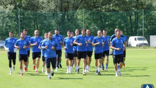 Левски проведе интензивна сутрешна тренировка в Австрия информира Спортал В