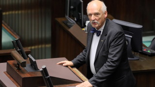 Крайно десен депутат в Полша заяви че естественият подбор при