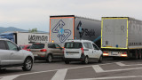  Катастрофа с мотор и лека кола блокира Автомагистрала Тракия край Равно поле 