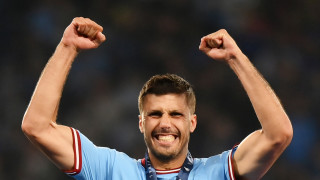 Ръководството на Манчестър Сити възнамерява да удължи договора на дефанзивния