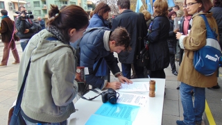 БСП подкрепи протеста на галеристите и библиотекарите