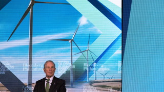 Бившият кмет на Ню Йорк Майкъл Блумбърг с безпрецедентно дарение