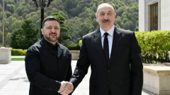 Зеленски готов за тристранни преговори в Азербайджан