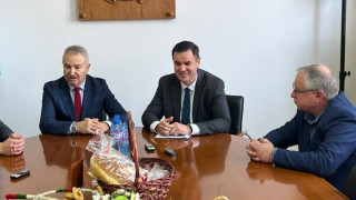 Служебният министър на икономиката и индустрията Никола Стоянов отговори на