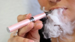 Нова Зеландия забранява еднократните електронни цигари