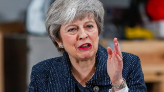 Великобритания може никога да не напусне ЕС, призна Тереза Мей