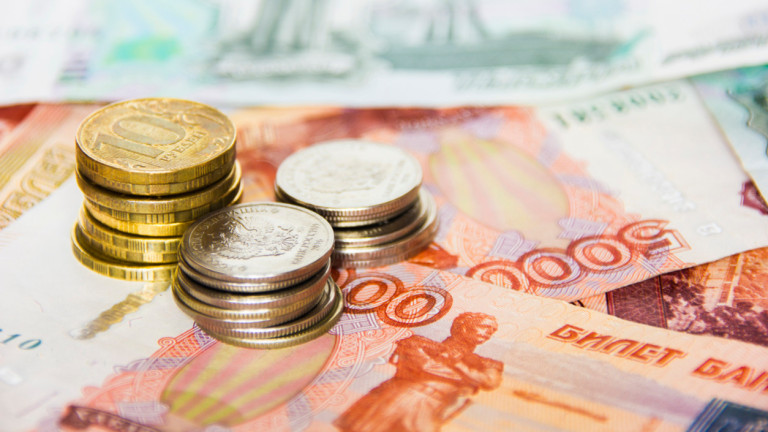 Руската рубла се увеличи до най-високите си нива от повече