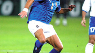 Симоне Перота под въпрос срещу чехите