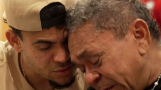 Футболистът на Ливърпул и колумбийския национален отбор Луис Диас се срещна