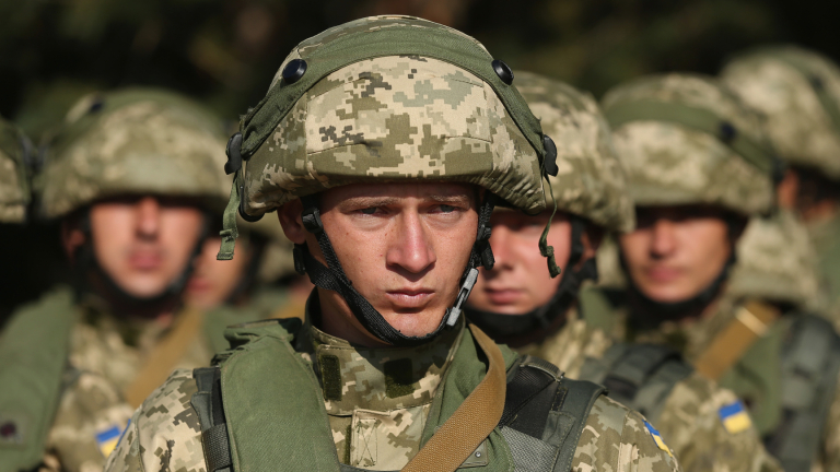 Военните разходи на една държава са цели 13,5% от БВП. И това не е САЩ