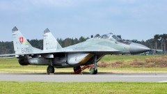 Словакия предаде първите 4 МиГ-29 на Украйна